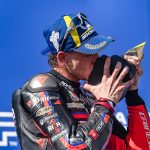 Marco Bezzecchi Cetak Hattrick Kemenangan, Aprilia Berpesta