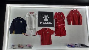 Jersey Baru Timnas Indonesia Produksi Kelme Tema Batik Parang
