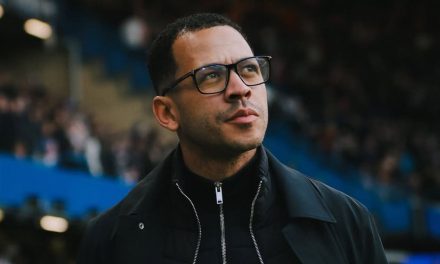 Liam Rosenior Tegaskan: ‘Perbaiki Disiplin Atau Di Coret Dari Tim’