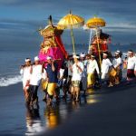 Ritual Melasti Sebagai Sarana Penyucian Diri Dan Alam