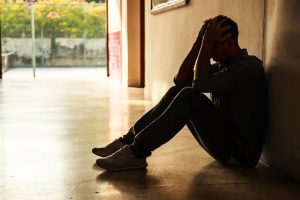 Kesepian Memiliki Dampak Kesehatan Lebih Buruk Dari Merokok