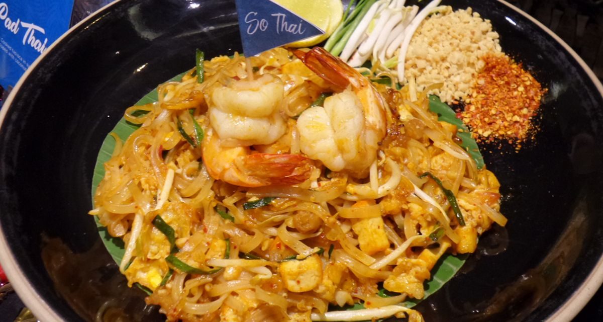 Pad Thai Udang Windu: Jadi Ikon Diplomasi Kuliner Thailand