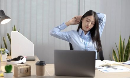 Duduk Lebih Dari 6 Jam Sehari Perlahan Menguras Energi Mental