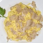 Tajarin Al Tartufo Bianco D’Alba: Pasta Super Tipis Asal Italia