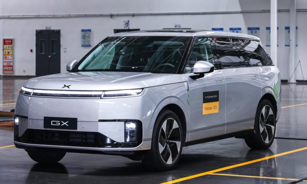 Raksasa EV XPENG Luncurkan Pertama Mass-Produced Robotaxi
