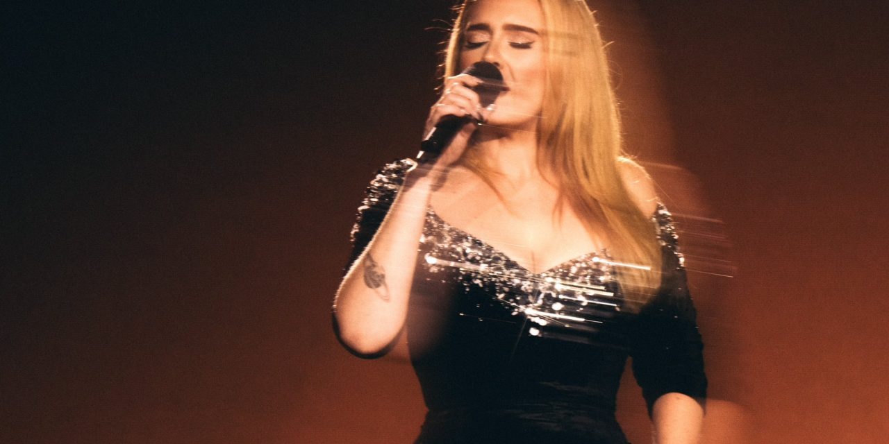 Tiket Konser Dunia Adele Terjual Habis Kurang Dari 4 Menit!
