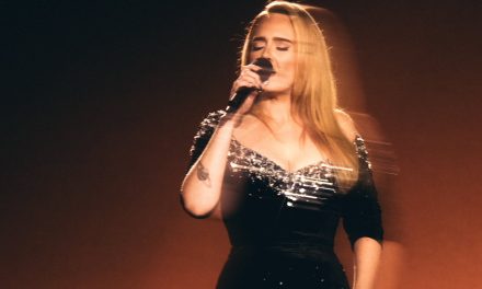 Tiket Konser Dunia Adele Terjual Habis Kurang Dari 4 Menit!