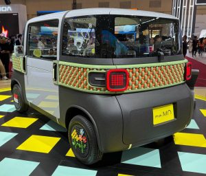 Daihatsu Me:MO Concept: Mobil Listrik Modular Masuk Produksi