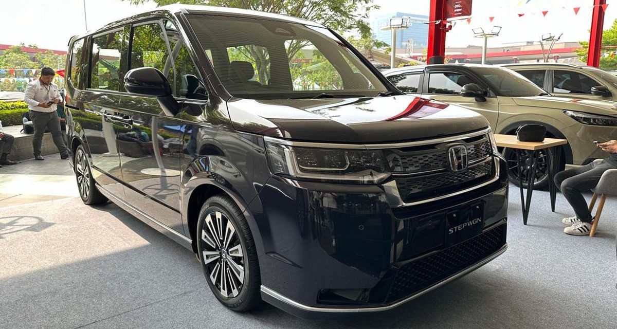 Honda STEPWGN e:HEV: MPV Hybrid Tantang Voxy Di Indonesia