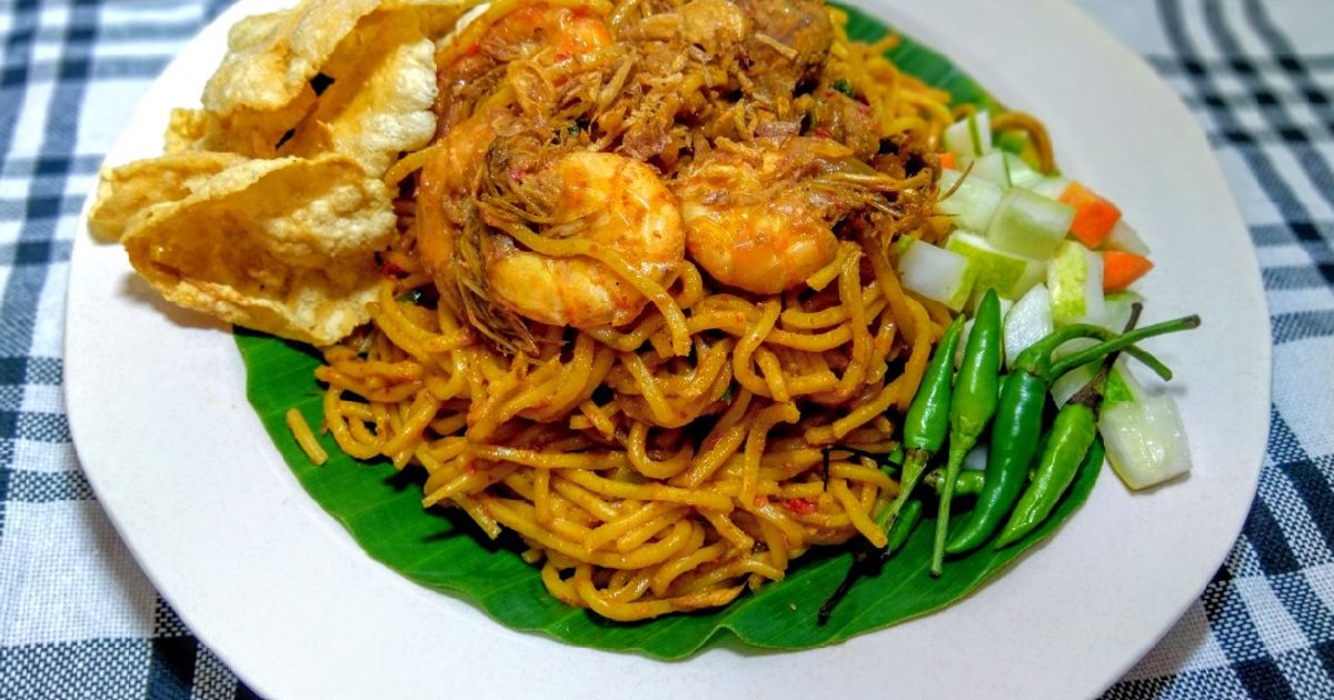 Mie Aceh Daging Sapi: Kelezatan Mi Berbumbu Rempah Pekat
