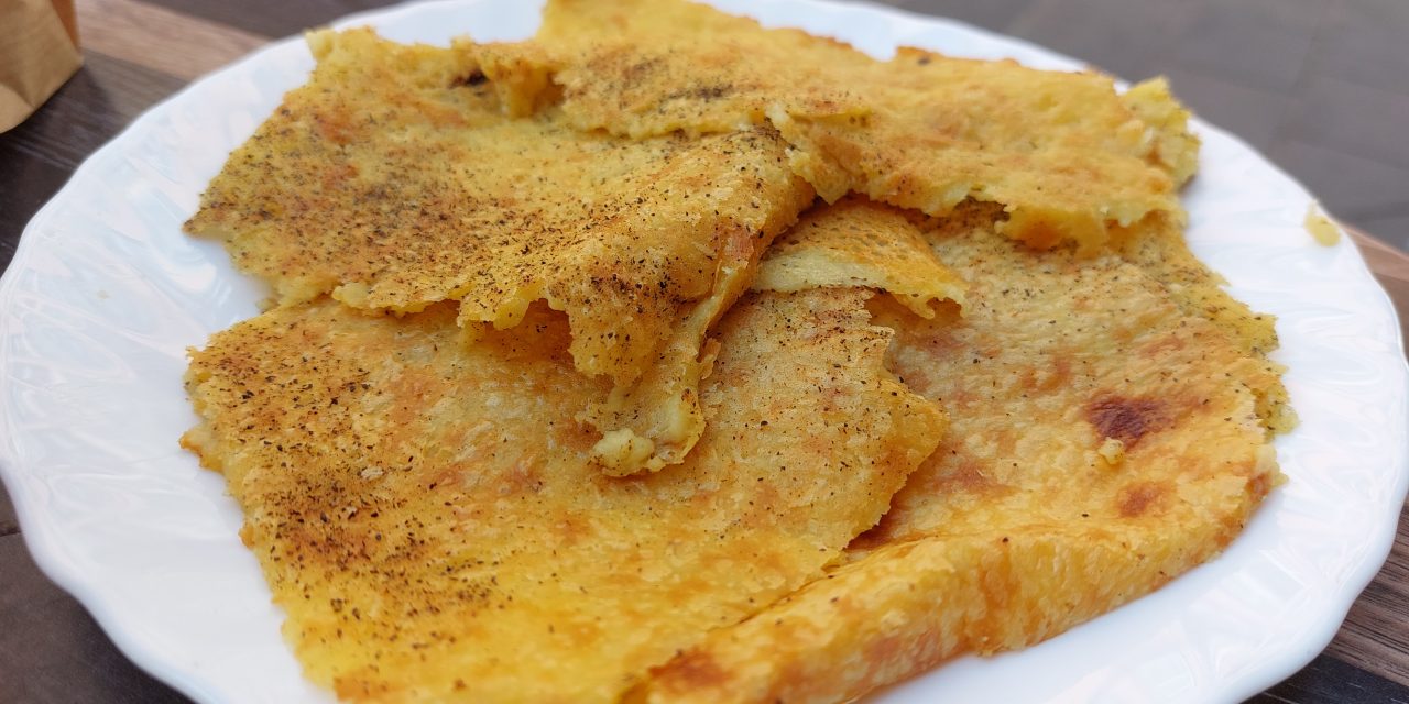 Mengenal Socca Prancis: Lempeng Roti Kacang Arab Panggang