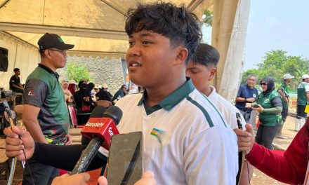 Tio Fawaz Ananta Sabet 3 Emas Panahan Berkuda Asia-Rusia