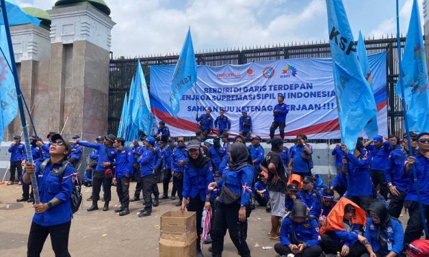 Ribuan Buruh Dan PPPK Turun Ke Jalan Suarakan Tuntutan