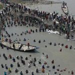 Warga Shyamnagar Bangladesh Bangun Tanggul Swadaya Pintar